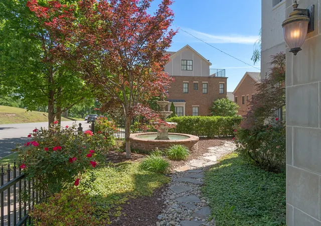 Photo 3 of Townhouse for sale at 3123 Parthenon Ave, Nashville, TN 37203 | MLS# 3618603 | Listing updated on 2026-10-23
