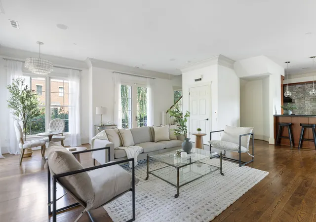 Photo 1 of Townhouse for sale at 3123 Parthenon Ave, Nashville, TN 37203 | MLS# 3618603 | Listing updated on 2026-10-23