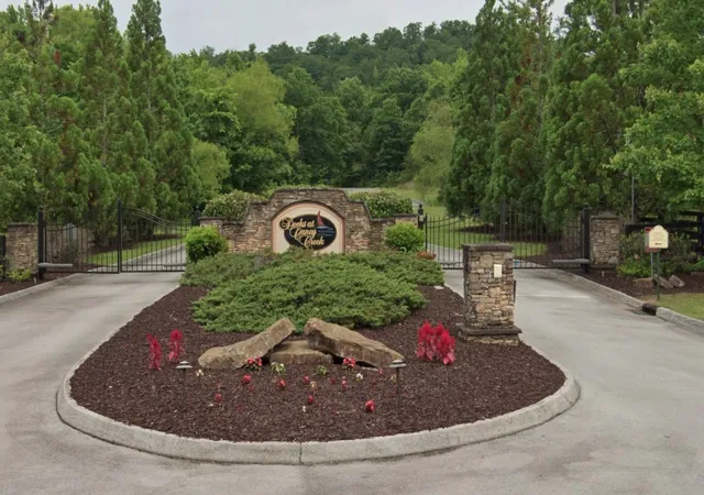 2nd image of 316 Caney View Dr, Harriman, TN 37748 | MLS# 3514383