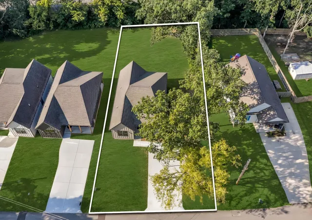 2nd image of 321 Jackson Street, White Bluff, TN 37187 | MLS# 3515108