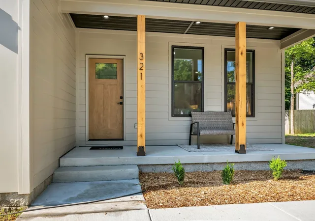 Photo 3 of Single family home for sale at 321 Jackson St, White Bluff, TN 37187 | MLS# 3515108 | Listing updated on 2026-08-19