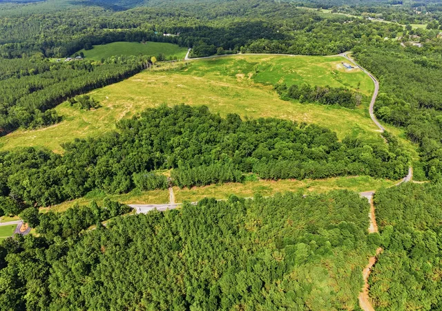 2nd image of 460 Bolin Rd, Crossville, TN 38572 | MLS# 3514449
