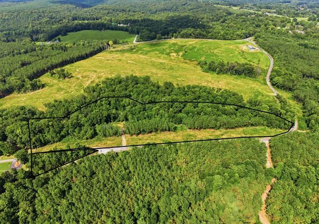 4th image of 460 Bolin Rd, Crossville, TN 38572 | MLS# 3514449