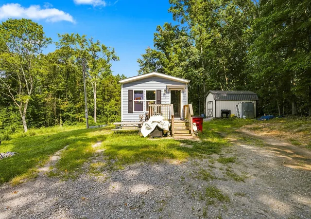 Photo 3 of Sale Pending at 2320 Ctr Point Rd, Cumberland Furnace, TN 37051 | MLS# 3514508 | Listing updated on 2026-08-26