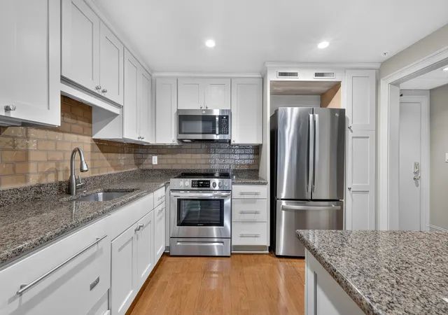 2nd image of 4215 Harding Pike #412, Nashville, TN 37205 | MLS# 3520958