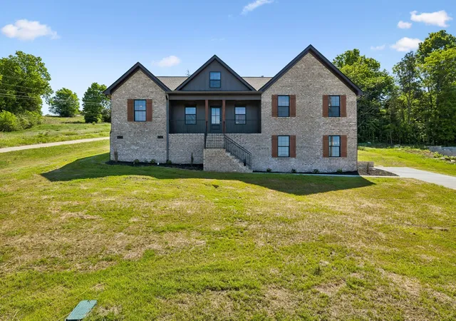 Photo 3 of Single family home for sale at 475 Bridle Path, Hartsville, TN 37074 | MLS# 3527532 | Listing updated on 2026-09-25