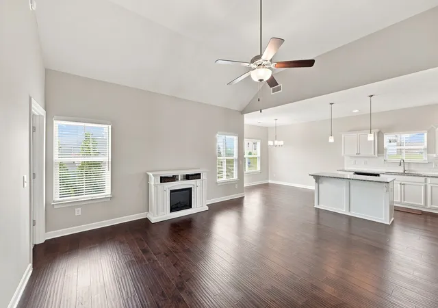 Photo 4 of Single family home for sale at 5905 Covent Ln, Smyrna, TN 37167 | MLS# 3514567 | Listing updated on 2026-08-19