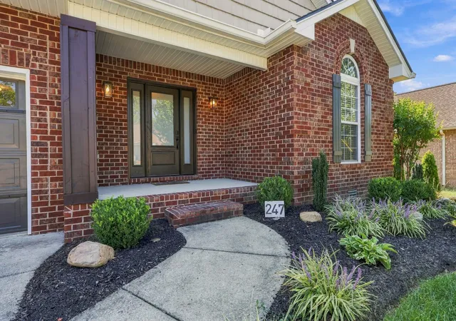 Single family home for sale at 247 Walbrook Dr, Gallatin, TN 37066 | MLS# 3595847
