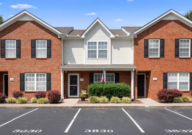Photo 2 of Townhouse for sale at 3830 Chippewa Pl, Murfreesboro, TN 37128 | MLS# 3520911 | Listing updated on 2026-09-24