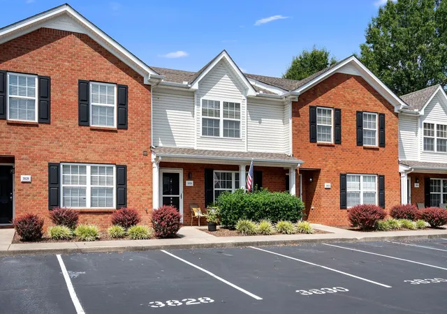 Photo 3 of Townhouse for sale at 3830 Chippewa Pl, Murfreesboro, TN 37128 | MLS# 3520911 | Listing updated on 2026-09-24