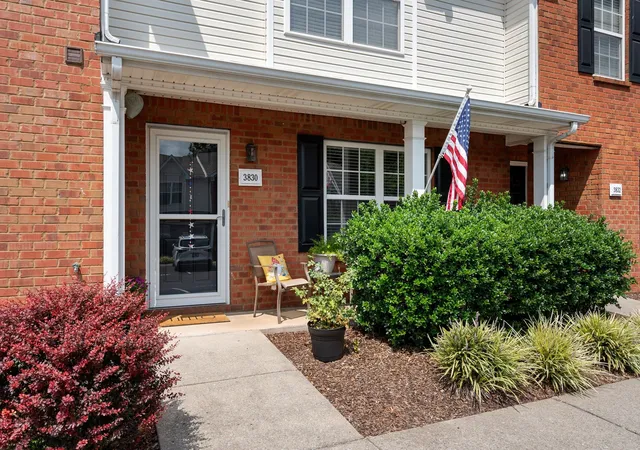 Photo 4 of Townhouse for sale at 3830 Chippewa Pl, Murfreesboro, TN 37128 | MLS# 3520911 | Listing updated on 2026-09-24