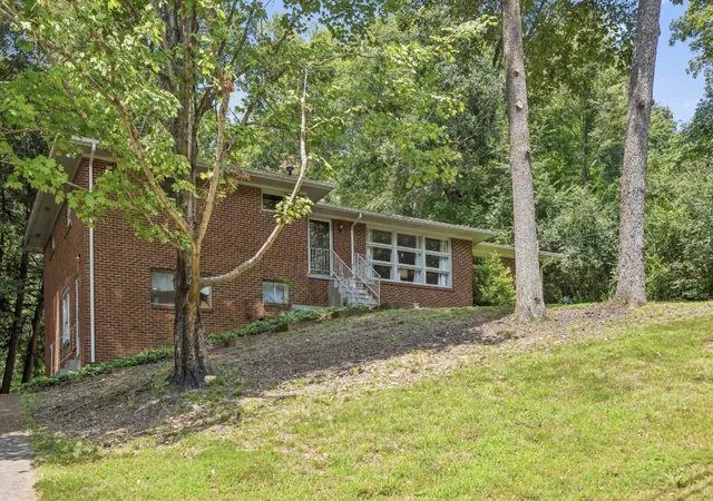 Photo 3 of Single family home for sale at 4027 Beverly Hills Dr, Pegram, TN 37143 | MLS# 3514538 | Listing updated on 2026-08-18