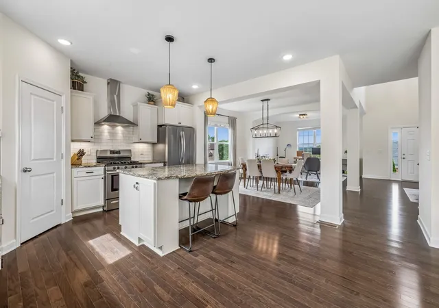Photo 3 of Single family home for sale at 118 Manor Way, Hendersonville, TN 37075 | MLS# 3518395 | Listing updated on 2026-10-06