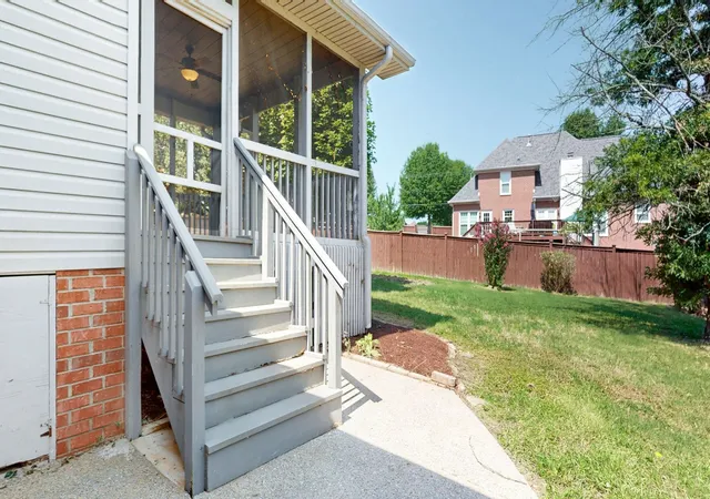 Photo 4 of Single family home for sale at 101 Vollan Ct, Hendersonville, TN 37075 | MLS# 3514601 | Listing updated on 2026-10-04