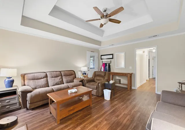 Photo 3 of Single family home for sale at 216 Hillside Ct, Murfreesboro, TN 37130 | MLS# 3599042 | Listing updated on 2026-09-25