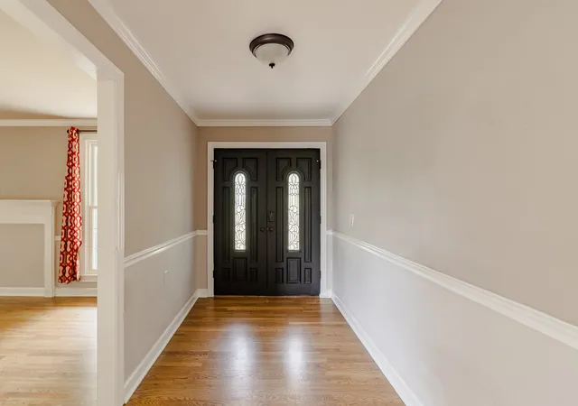 Photo 2 of Single family home for sale at 153 Country Club Dr, Hendersonville, TN 37075 | MLS# 3525646 | Listing updated on 2026-09-13
