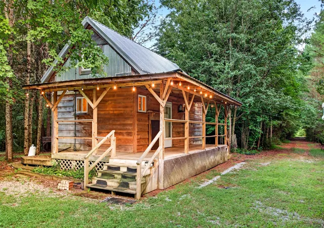 1st image of 156 Sunshine Mountain Lane, Mc Minnville, TN 37110 | MLS# 3514805