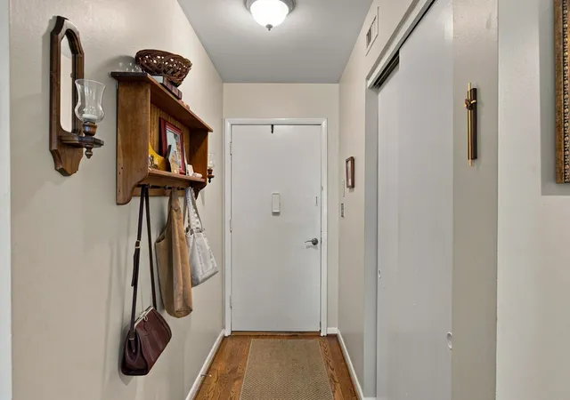 5th image of 1900 Richard Jones Rd #N3, Nashville, TN 37215 | MLS# 3516483
