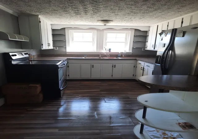 Photo 2 of Single family home for sale at 10125 Hwy 13, Cumberland City, TN 37050 | MLS# 3528057 | Listing updated on 2026-10-06