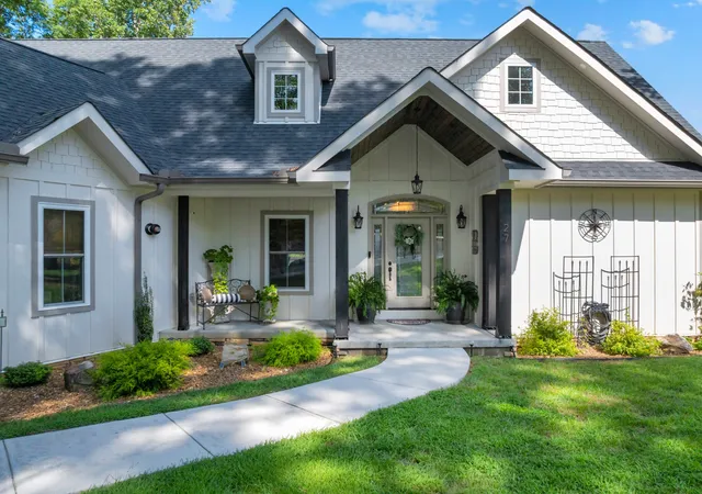 2nd image of 27 Shady Cove Ln, Winchester, TN 37398 | MLS# 3516336