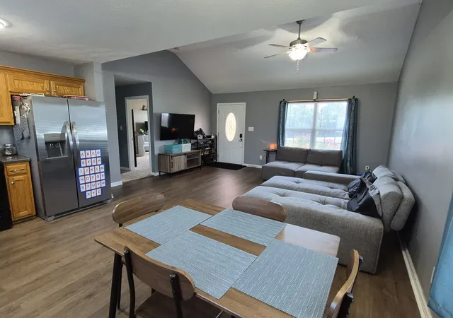 Photo 3 of Single family home for sale at 1325 Miriah Dr, Mc Minnville, TN 37110 | MLS# 3519260 | Listing updated on 2026-09-27