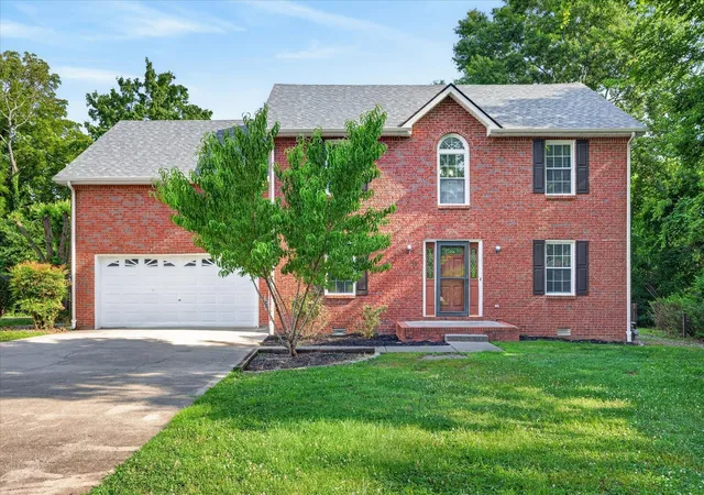 1st image of 402 Pointe Clear Dr, Smyrna, TN 37167 | MLS# 3514638