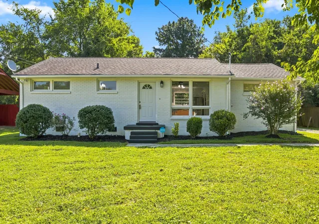 1st image of 911 Hunt St, Murfreesboro, TN 37130 | MLS# 3514649