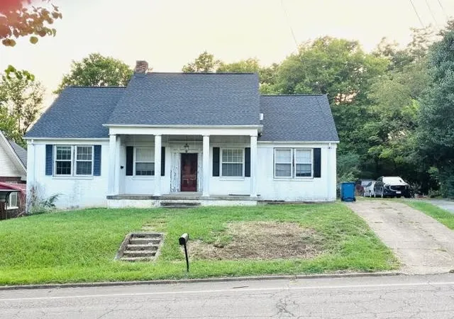 Photo 1 of Single family home for sale at 129 N Forrest Ave, Camden, TN 38320 | MLS# 3514655 | Listing updated on 2026-08-31