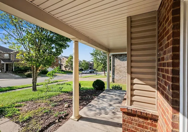 Photo 3 of Single family home for sale at 1017 Patmore Ln, Hendersonville, TN 37075 | MLS# 3519055 | Listing updated on 2026-08-21