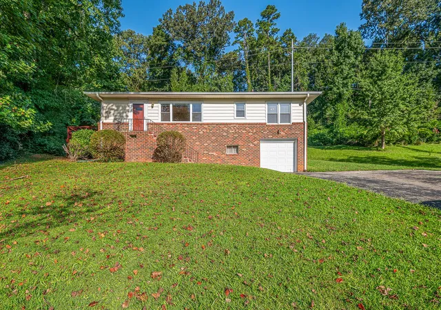 1st image of 1619 S Seminole Dr, Chattanooga, TN 37412 | MLS# 3514718
