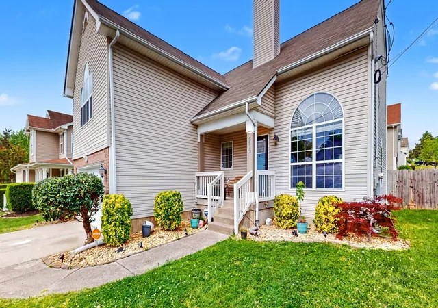 Photo 3 of Single family home for sale at 5613 Cedar Ash Xing, Antioch, TN 37013 | MLS# 3514842 | Listing updated on 2026-09-02