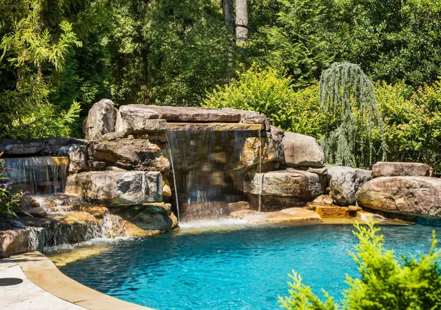 Photo 3 of Mansion for sale at 9620 Mitchell Pl, Brentwood, TN 37027 | MLS# 3527912 | Listing updated on 2026-10-06