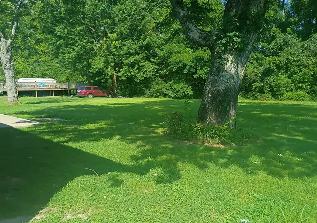 Photo 3 of Single family home for sale at 203 Sunset Dr, Waverly, TN 37185 | MLS# 3514791 | Listing updated on 2026-09-21