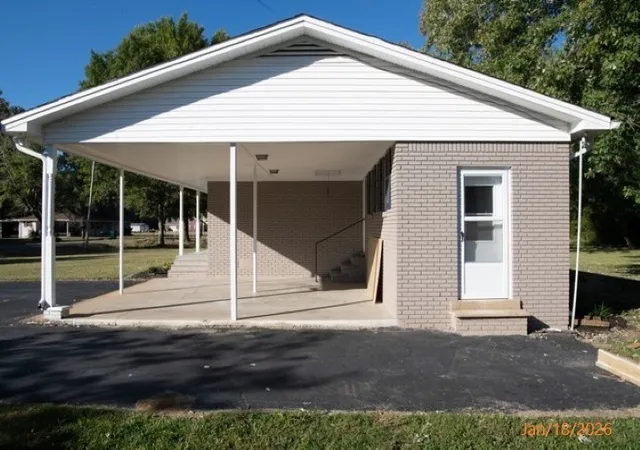 Photo 4 of Single family home for sale at 203 Sunset Dr, Waverly, TN 37185 | MLS# 3514791 | Listing updated on 2026-09-21