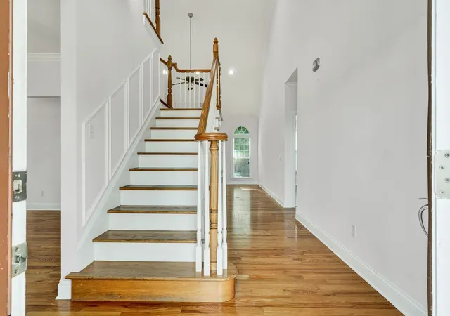Photo 2 of Single family home for sale at 7321 Majestic Hl Dr, Chattanooga, TN 37421 | MLS# 3514817 | Listing updated on 2026-08-18