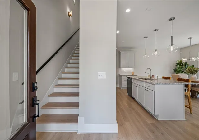 Photo 3 of Single family home for sale at 3045a Hillside Rd, Nashville, TN 37207 | MLS# 3514845 | Listing updated on 2026-09-08