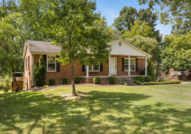2nd image of 682 Midway St, Lewisburg, TN 37091 | MLS# 3515147