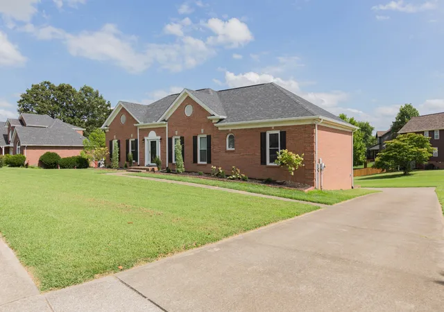 3rd image of 654 Potomac Dr, Clarksville, TN 37043 | MLS# 3516181