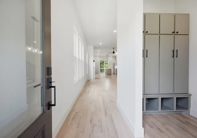 Photo 3 of Single family home for sale at 720b Groves Park Rd, Nashville, TN 37206 | MLS# 3515013 | Listing updated on 2026-08-20
