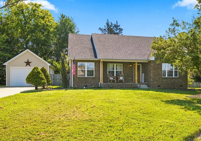 Photo 1 of Single family home for sale at 112 Eagles Nest Dr, Portland, TN 37148 | MLS# 3528670 | Listing updated on 2026-09-12