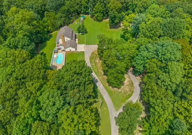 Photo 3 of Single family home for sale at 181 Aj Dalton Rd, Dover, TN 37058 | MLS# 3520624 | Listing updated on 2026-09-07