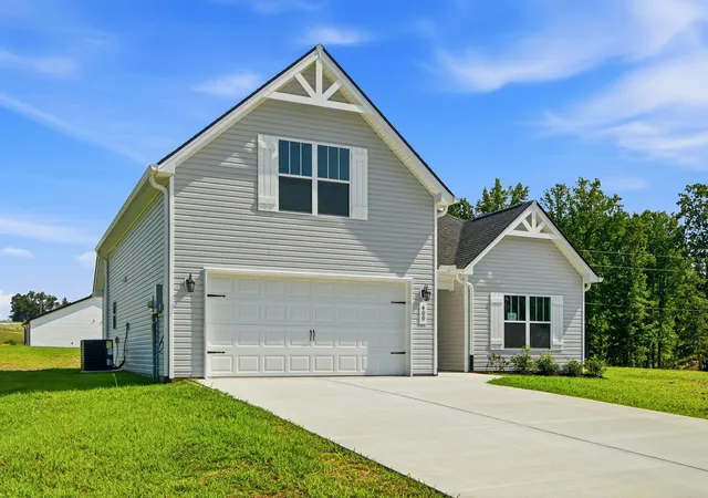 Photo 1 of Single family home for sale at 400 Marcella Ct, Dickson, TN 37055 | MLS# 3514866 | Listing updated on 2026-10-03