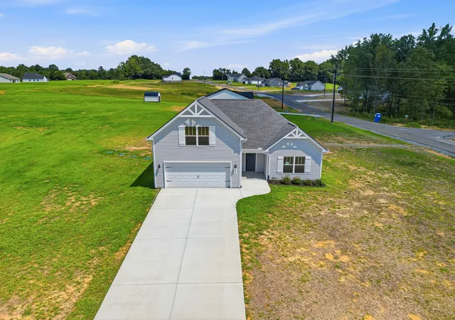 Photo 2 of Single family home for sale at 400 Marcella Ct, Dickson, TN 37055 | MLS# 3514866 | Listing updated on 2026-10-03