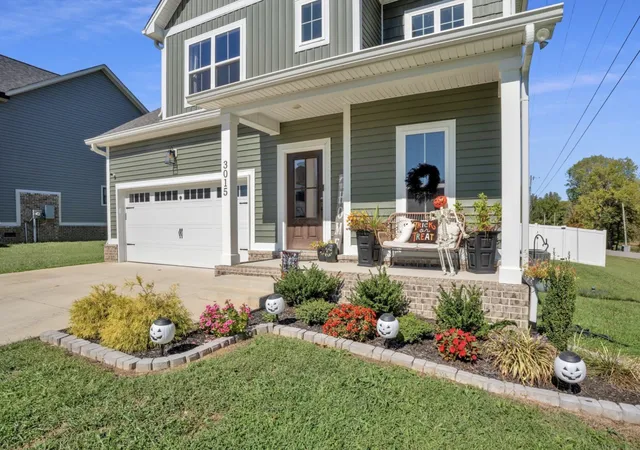 Photo 2 of Single family home for sale at 3015 Graystand Dr, Greenbrier, TN 37073 | MLS# 3527775 | Listing updated on 2026-08-30