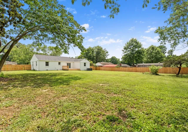 Photo 3 of Single family home for sale at 728 Evergreen Trl, Madison, TN 37115 | MLS# 3525563 | Listing updated on 2026-09-18