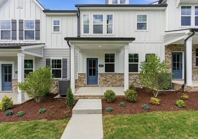 1st image of 3027 Stokers Ln, Nashville, TN 37218 | MLS# 3514908