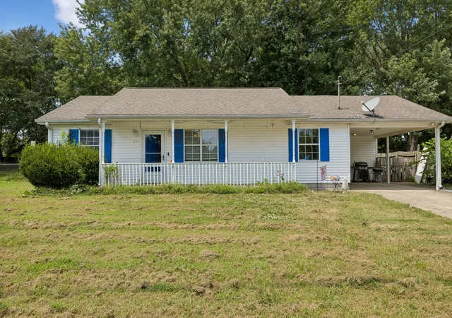 1st image of 216 New Gritton Ave, Oak Grove, KY 42262 | MLS# 3514901