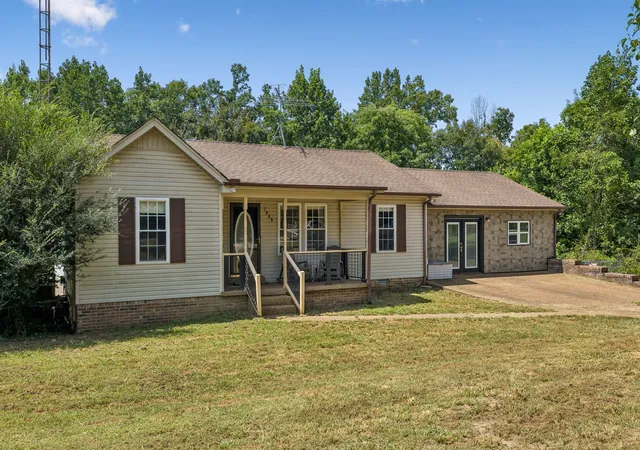 3rd image of 7008 Meadow Dr, Centerville, TN 37033 | MLS# 3514909