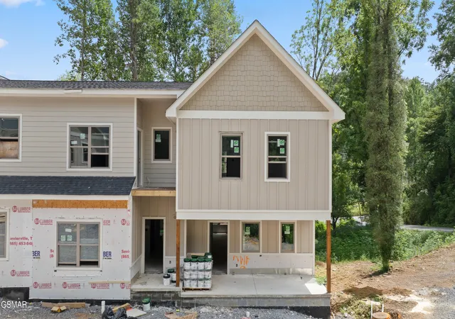 2nd image of 812 Powdermill Road #Unit 1, Gatlinburg, TN 37738 | MLS# 3514890