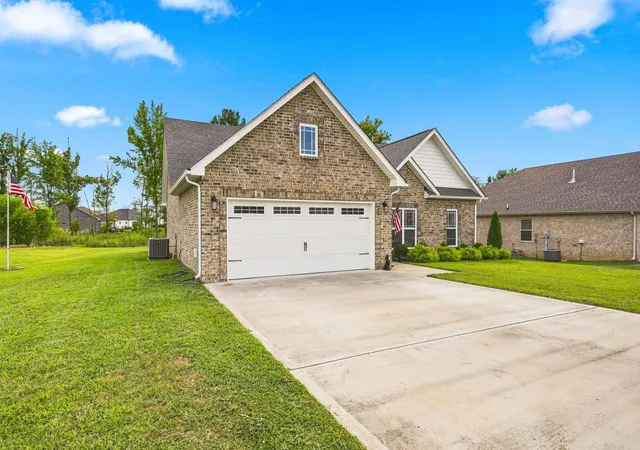 2nd image of 1475 Hereford Blvd, Clarksville, TN 37043 | MLS# 3520416